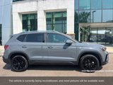 Used 2023 Volkswagen Taos SE image 4