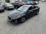 Used 2021 Nissan Altima 2.5 SV w/ SV Premium Package image 3