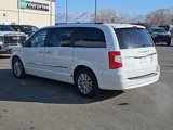 Used 2014 Chrysler Town & Country Limited image 5