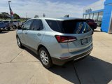 Used 2022 Chevrolet Equinox LT image 3
