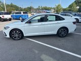 Used 2025 Volkswagen Jetta Sport image 4