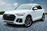 Used 2022 Audi Q5 2.0T Premium w/ Convenience Package image 2