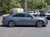 Used 2021 Volkswagen Passat 2.0T SE image 2