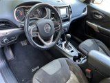 Used 2017 Jeep Cherokee Sport image 2