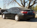 Used 2015 Toyota Camry Hybrid image 3