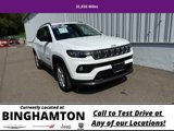 Used 2022 Jeep Compass Latitude w/ Sun and Sound Group image 2
