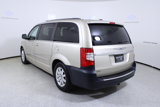 Used 2014 Chrysler Town & Country Touring image 5