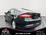 Used 2015 Ford Fusion SE image 3