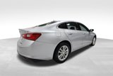 Used 2018 Chevrolet Malibu LT image 4