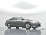 Used 2017 Toyota Camry LE image 3