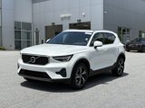 Certified 2025 Volvo XC40 B5 Core image 2