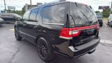 Used 2017 Lincoln Navigator Select image 6