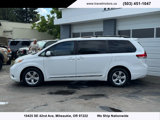 Used 2011 Toyota Sienna LE w/ Towing Pkg image 2