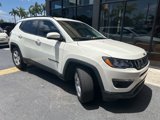 Used 2019 Jeep Compass Latitude image 2