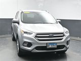 Used 2017 Ford Escape Titanium image 2
