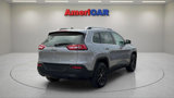 Used 2015 Jeep Cherokee Latitude w/ Comfort/Convenience Group image 5