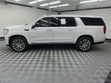 Used 2021 GMC Yukon XL Denali w/ Denali Premium Package image 2