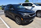 Used 2023 Kia Seltos S w/ Navigation Package image 3