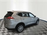 Used 2015 Nissan Rogue S image 5