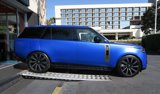 Used 2025 Land Rover Range Rover SV image 6