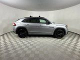 Used 2023 Volkswagen Atlas Cross Sport SEL R-Line image 5