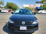 Used 2017 Volkswagen Jetta S image 2