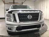 Used 2018 Nissan Titan SV w/ SV Convenience Package image 2