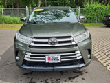 Used 2018 Toyota Highlander XLE image 2
