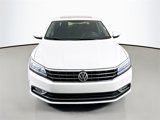 Used 2017 Volkswagen Passat 1.8T SE w/ SE Lighting Package image 2