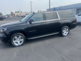 Used 2016 Chevrolet Suburban LT image 3