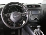 Used 2017 Kia Soul + image 5
