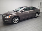 Used 2015 Nissan Altima 2.5 SV w/ Convenience Package image 2