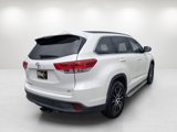 Used 2018 Toyota Highlander SE image 5