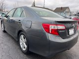 Used 2012 Toyota Camry SE image 5