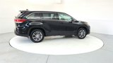 Used 2018 Toyota Highlander XLE image 6