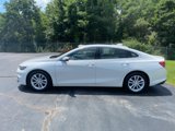 Used 2017 Chevrolet Malibu LT w/ Driver Confidence Package image 2