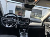 Certified 2024 Kia Seltos LX image 3