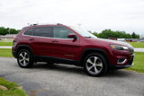 Used 2019 Jeep Cherokee Limited image 5