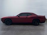 Used 2019 Dodge Challenger SXT image 2
