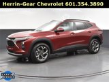 Used 2025 Chevrolet Trax LT w/ Driver Confidence Package image 3