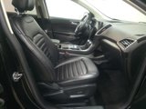 Used 2022 Ford Edge SEL w/ Convenience Package image 3
