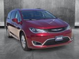 Used 2018 Chrysler Pacifica Touring-L image 3