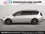 New 2025 Chrysler Pacifica Premium image 3
