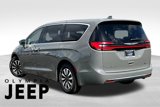 Certified 2022 Chrysler Pacifica Touring-L w/ Uconnect Theater Family Group image 5