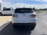 Used 2025 Jeep Compass Latitude image 4