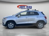 Used 2020 Chevrolet Trax LT w/ LT Convenience Package image 4