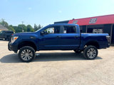 Used 2017 Nissan Titan SL image 4