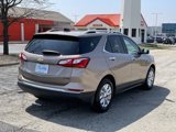 Used 2018 Chevrolet Equinox LT w/ Sun & Infotainment Package image 4