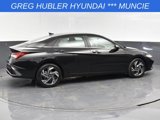 New 2025 Hyundai Elantra SEL image 5