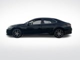 Used 2023 Toyota Camry SE image 2